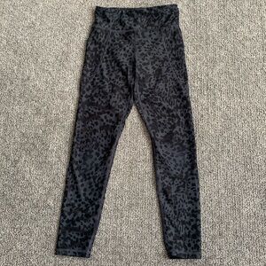 Old Navy girls cheetah print leggings